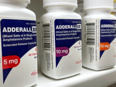 LH-Adderall-Addiction-tablets
